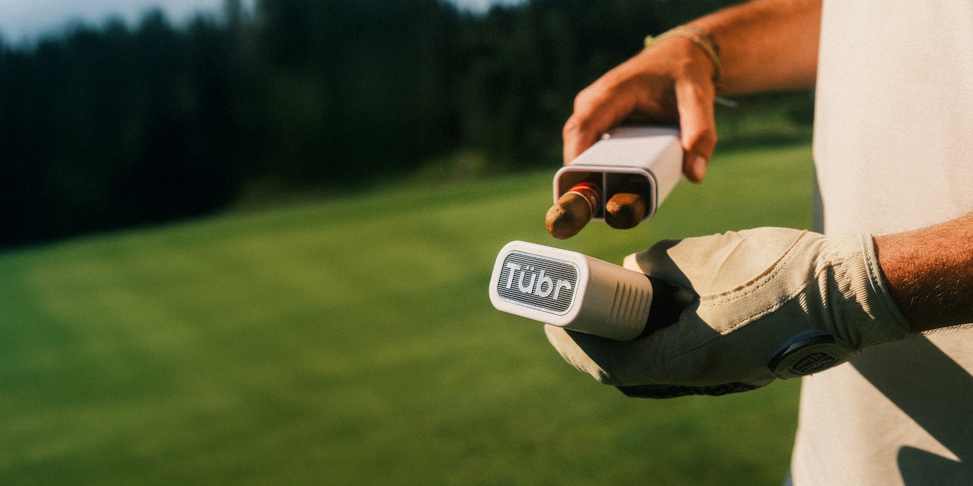 The Art of Carrying Luxury Anywhere: A Modern Smoker’s Companion