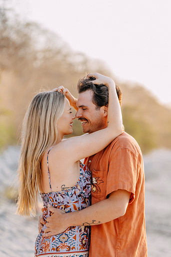 surprise proposal and engagement photoshoot in Costa Rica